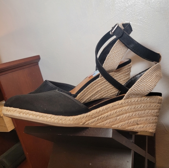 NWT ♡ Style & Co. Mailena Wedge Espadrille Sandals ♡ ankle strap with buckle ♡ - Picture 5 of 9